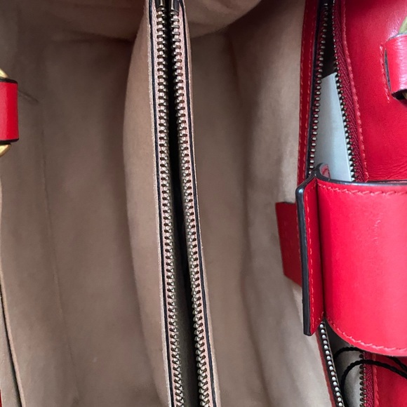 GG Marmont small red tote bag - Picture 4 of 10